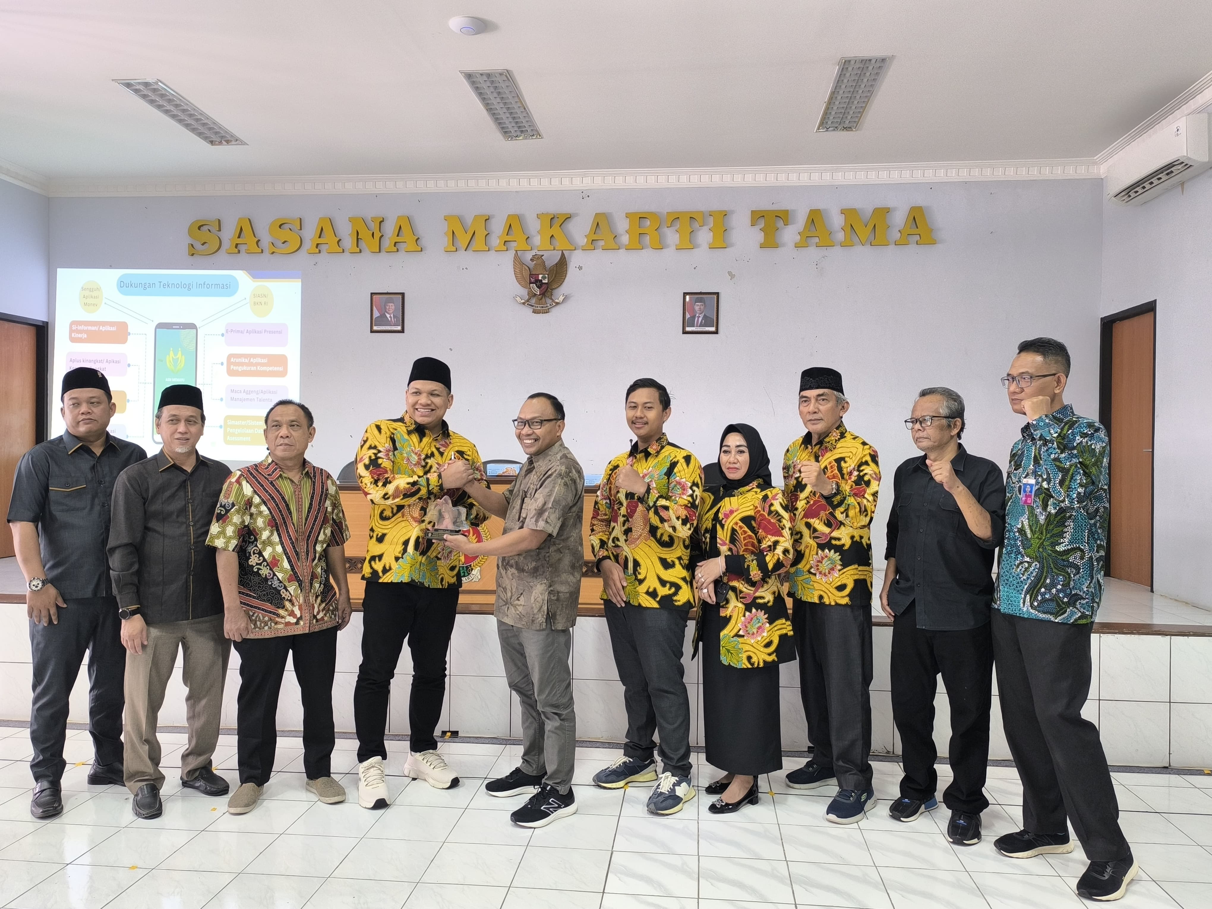 Rapat Dengar Pendapat BKD DIY dengan Komisi A DPRD Kabupaten Sidoarjo 